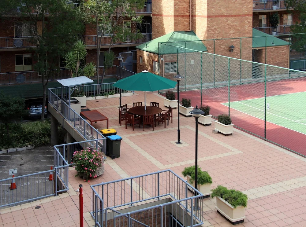 Adelaide Cbd Apartment - 3Br, 2Bath & Carpark