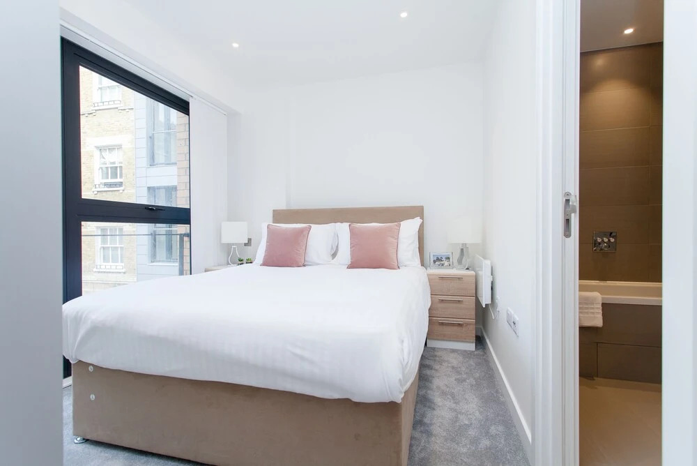 Tower Bridge Home