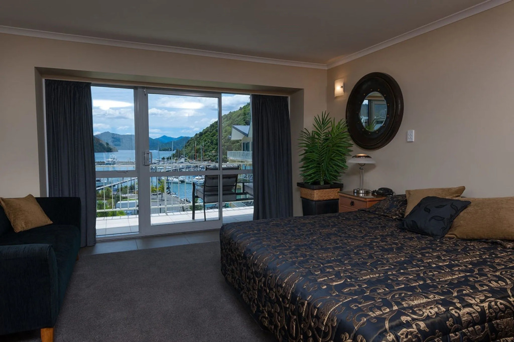 Beachcomber Inn Picton