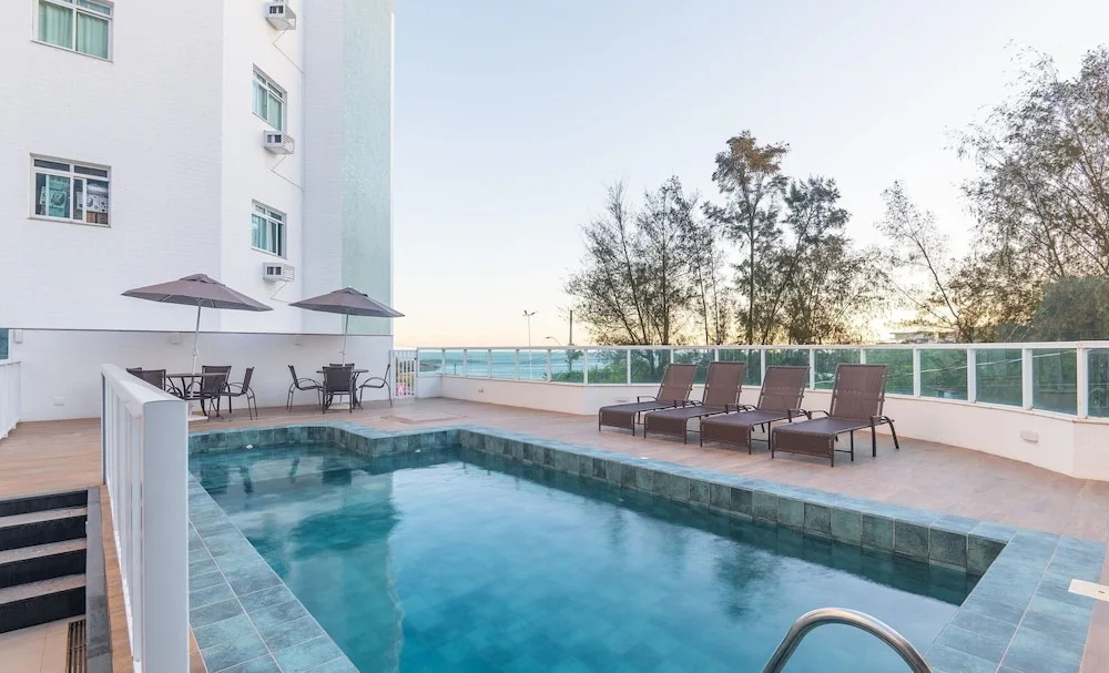 Building w/ Pool in Front of the Beaches of Bacutia and Peracanga - Emqs