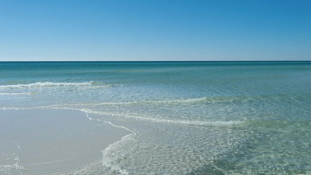 Modern Beach Home in Seagrove - Across From Eastern Lake