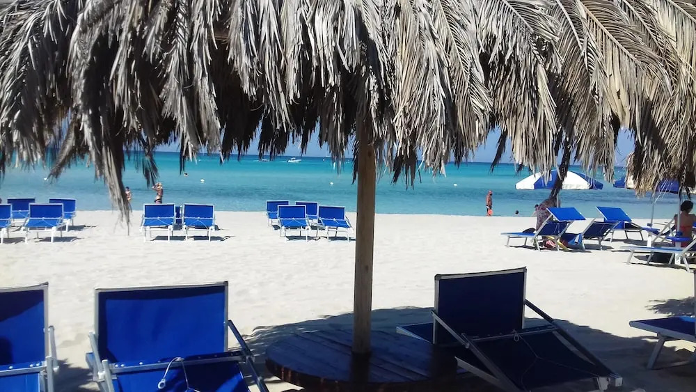 Apartment with 2 Bedrooms in Marina di Mancaversa, Taviano, with Furnished Terrace - 10 M From the Beach