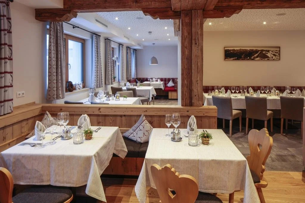 Hotel Alpina