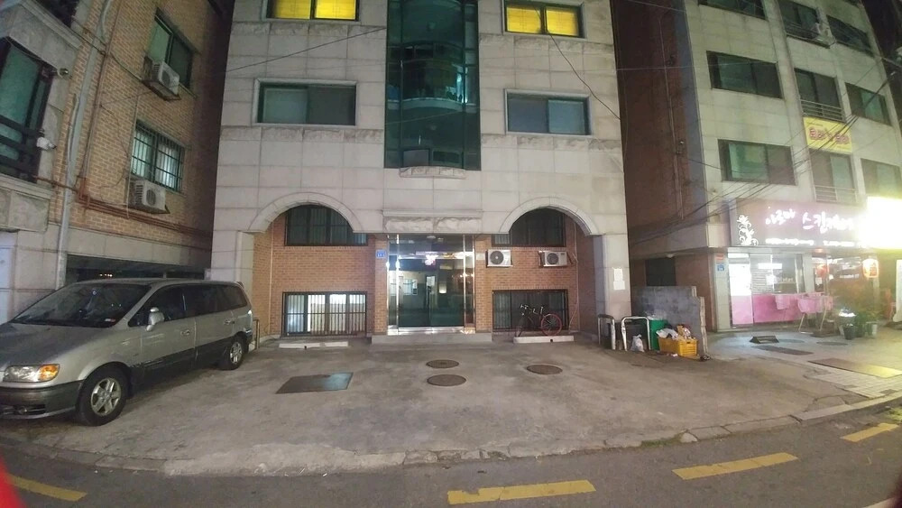 CN House