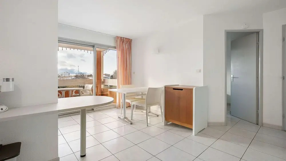 Waterfront Escape in Agde