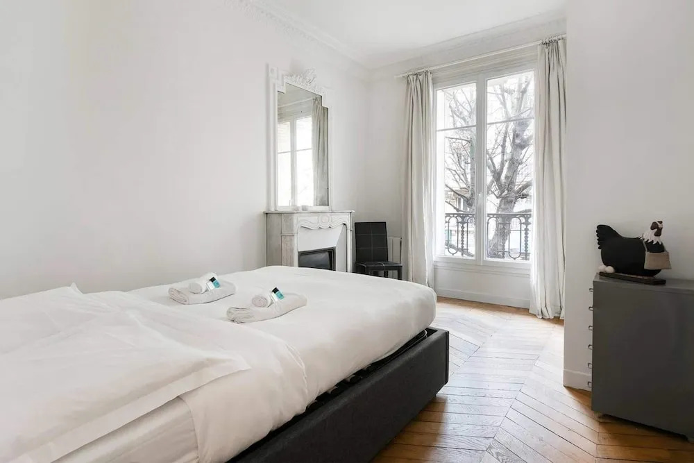 Beautiful Family Apt - 7 Mins to Sacré-cœur