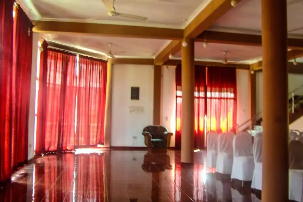 Hotel Mahawasala
