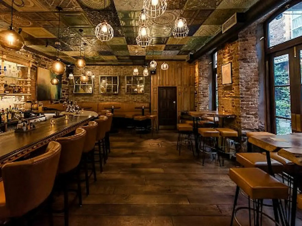 Hotel Isaacs Cork City