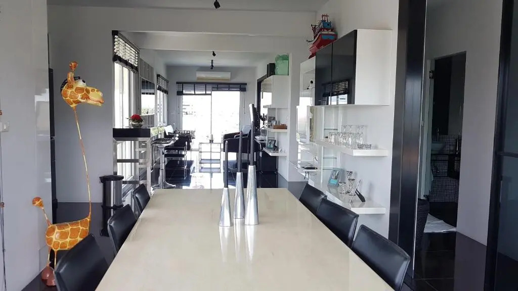 Flame Tree Suite 110 sqm 2-Bedroom Apartment