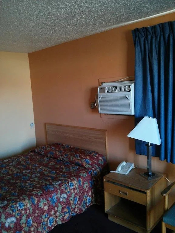 Black Gold Motel