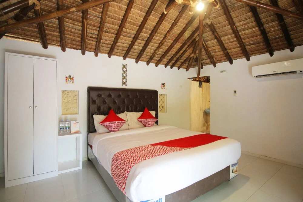 OYO 1115 Villa And Resto Kubu Selem Etnik Bali