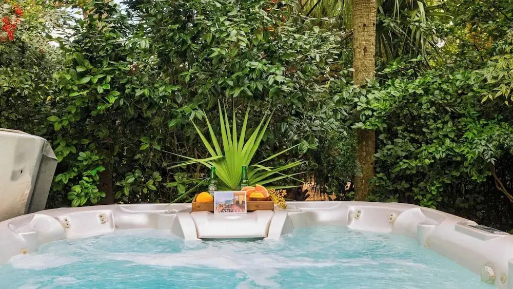 Pool, Hot Tub, Fairway Views & Quick Bike Ride to Beach Loblolly Retreat by Avantstay