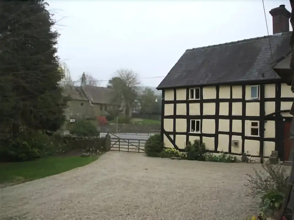 Brick House Farm - B&B