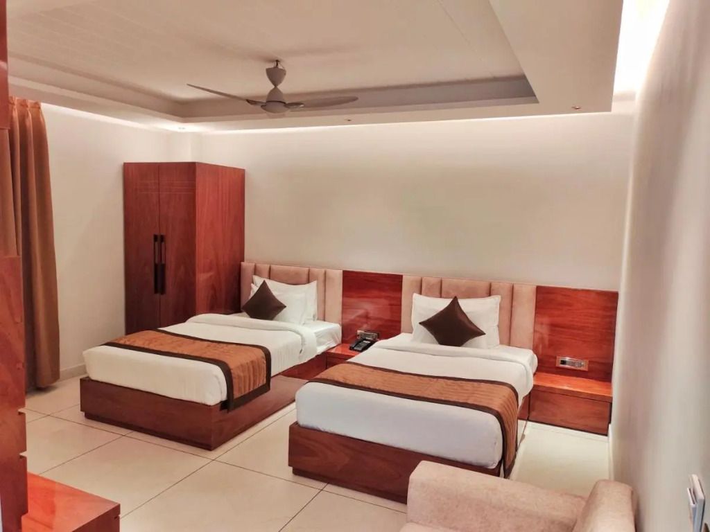HOTEL SUNCITY PALACE