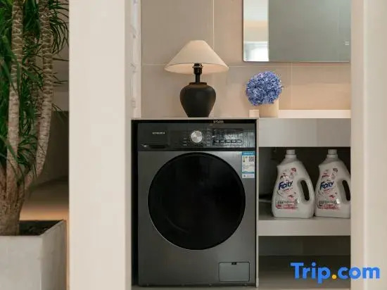 Yujianshan · Pure Oxygen · IFLive | Future Aesthetics Homestay (Foreigner Street Branch)