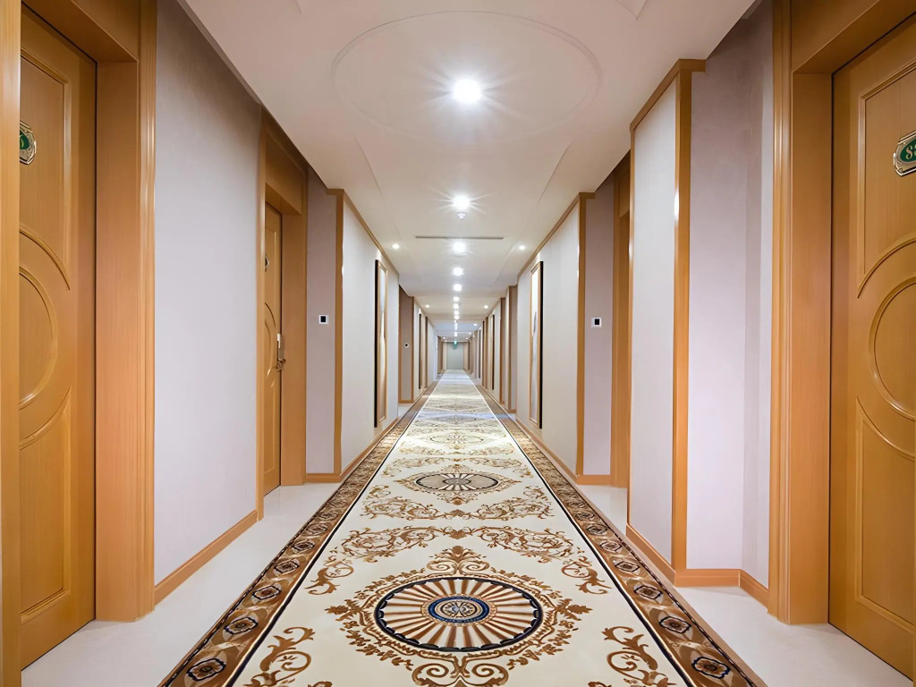 Vienna Hotel (Shenzhen Tianbao Road)