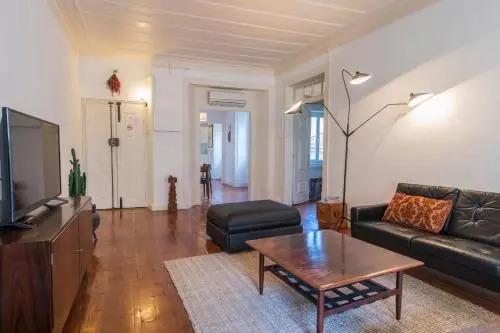 Lovelystay - Chiado 2 Bedroom Charm!