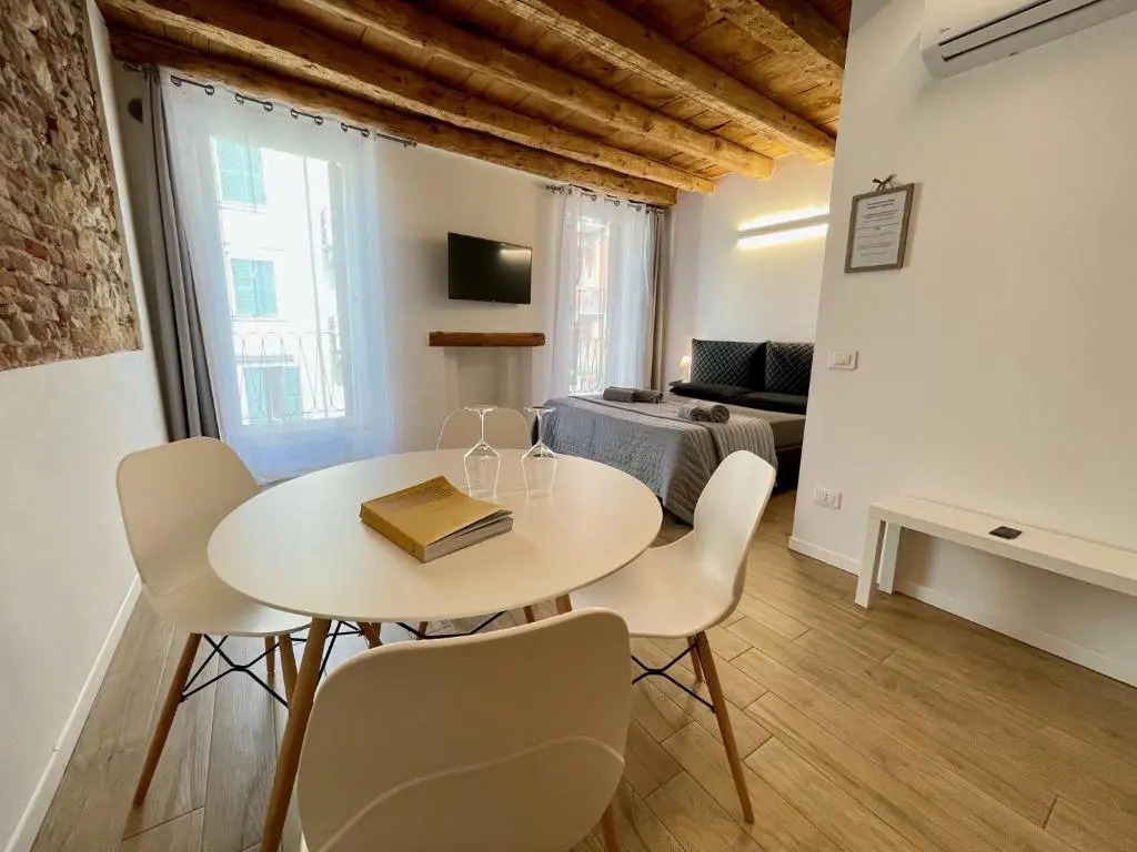 UnicumHouse Verona Università
