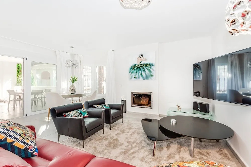 by RIVA - Stylish 2 Bedroom Luxury Apartment in Naranjos Puerto Banus