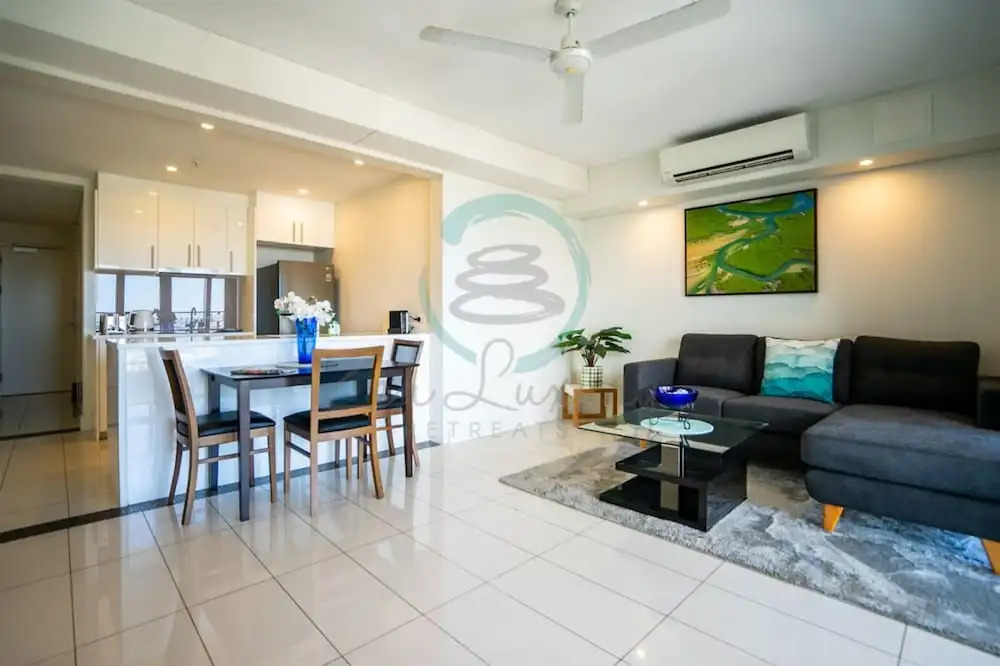 Zen Ocean Pebble 1-br 1-ba Sea View Retreat