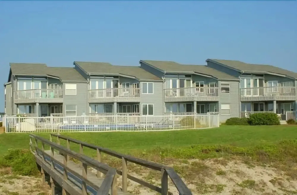 Ocean Eight 104 - Three Bedroom Condo