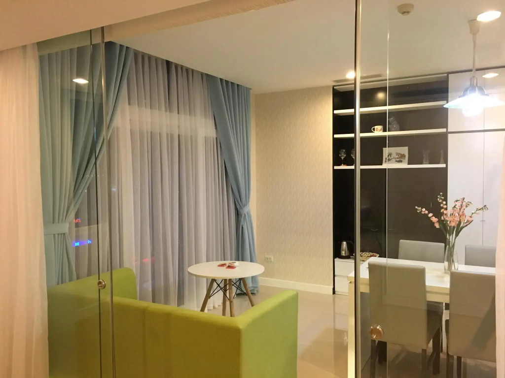 Tracy's ROMANTIC 1BR BEN THANH TOWER DISTRIC1