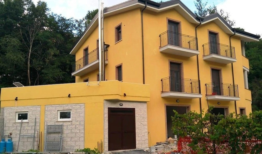 Villa Center