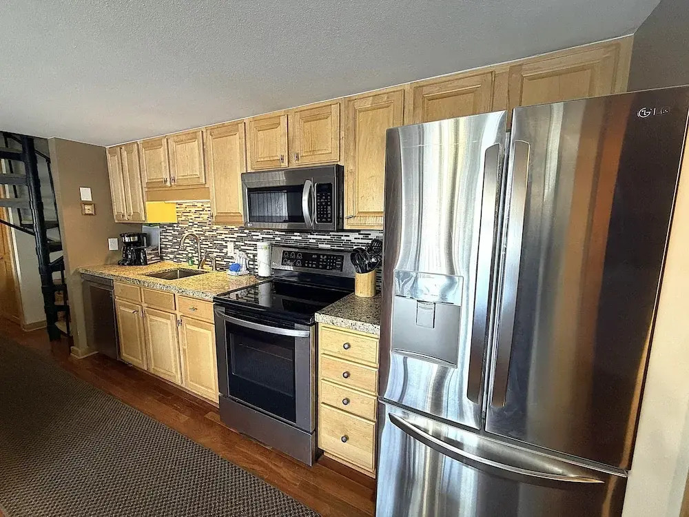 Wild Irishman 2 bed 1 and Half Bath Wigk