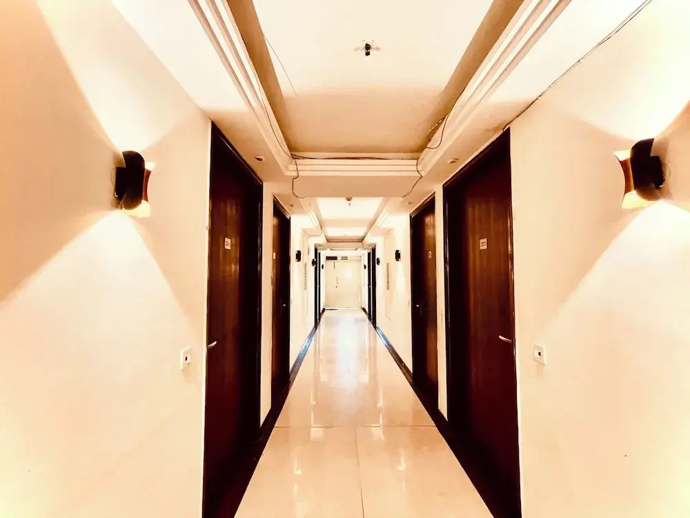 Majesta stays pitampura