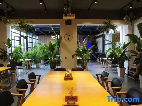 Jianshe Guesthouse