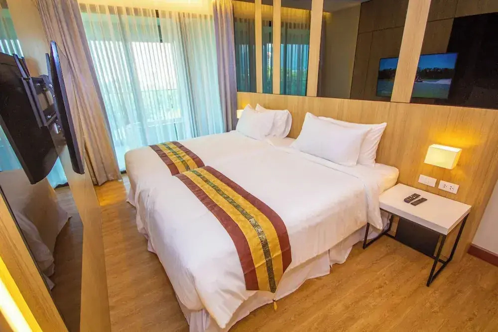 The Grand Chaiyapruek Nimman Chiangmai Free Airport Shuttle