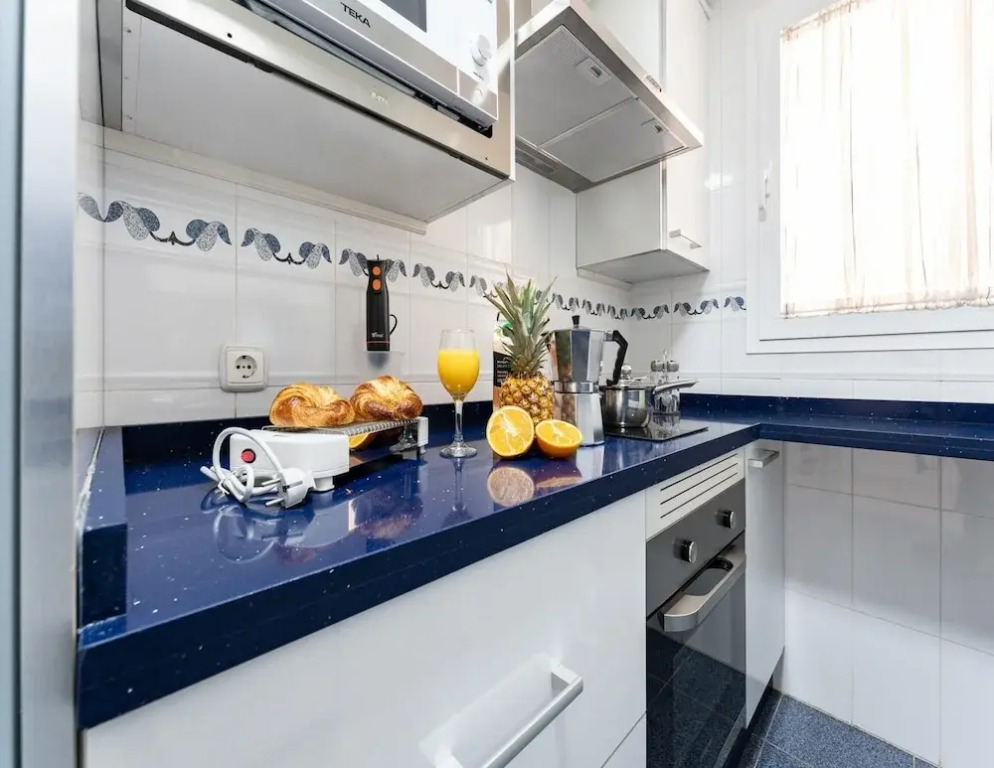 Faro's Apartment in Los Boliches for 4