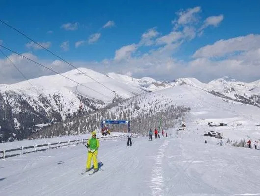 Ski-in-Ski-Out Hotel Garni Berghof