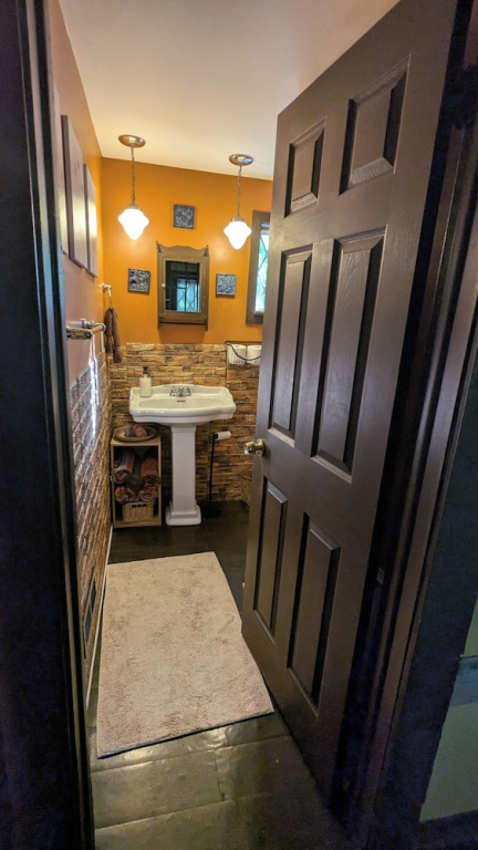 Chalet w Loft Near Sleeping Bear 2552