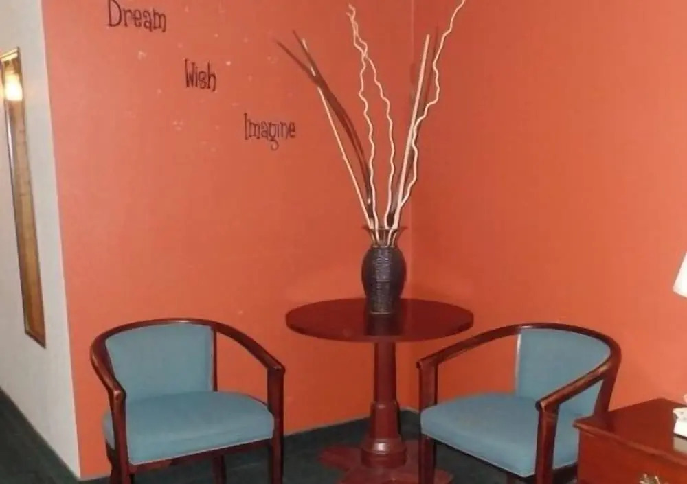 West Park Inn