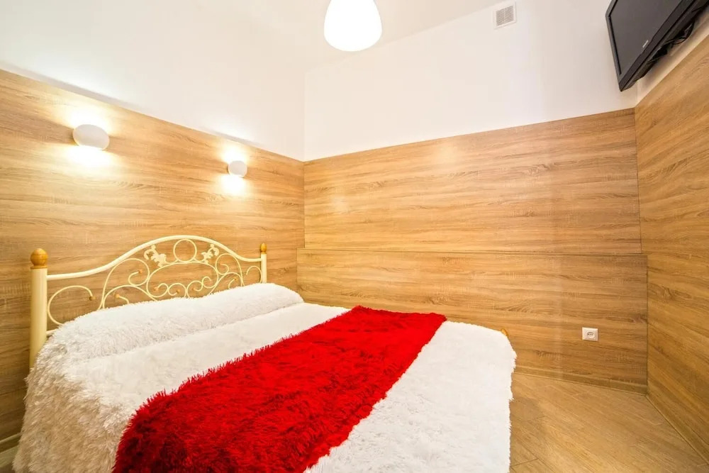 Апартаменты Smart, пл. Св. Теодора, 5а