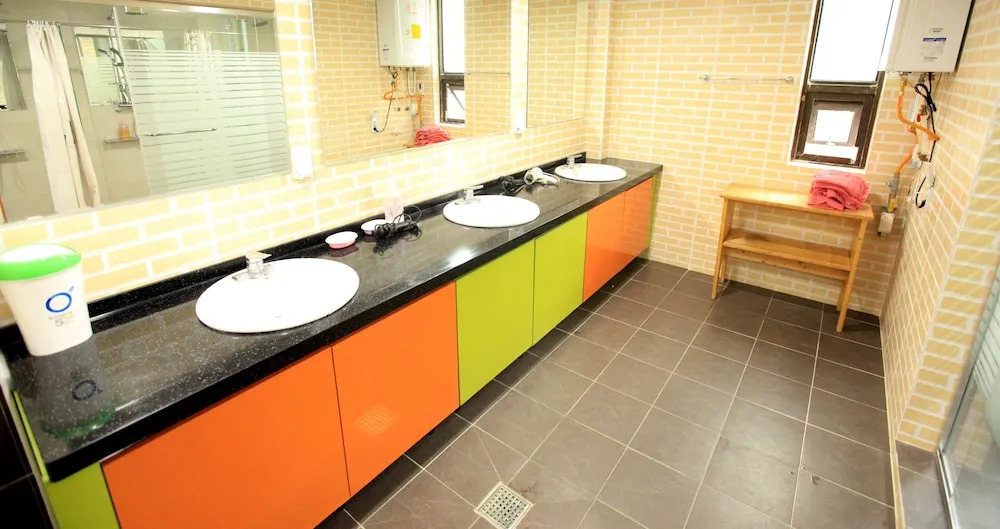 Hi Busan Guest House - Hostel