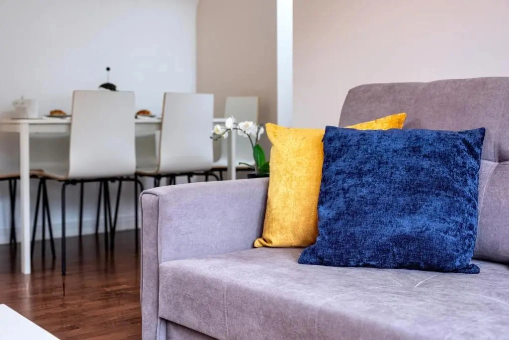 The Coach House - by TJ Serviced Property