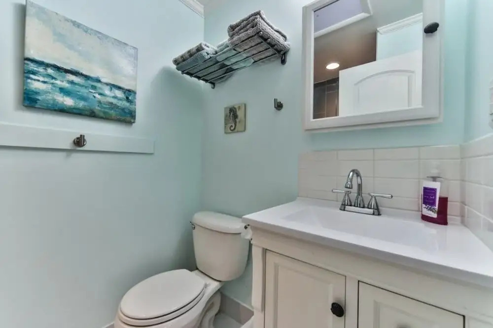 Amazing Pet Friendly 3 Bed House - Heated Pool 3 Bedroom Home by RedAwning