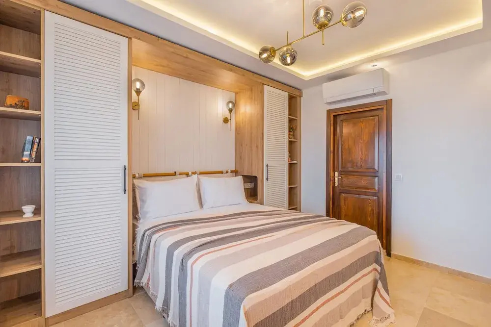 White Garden Villas