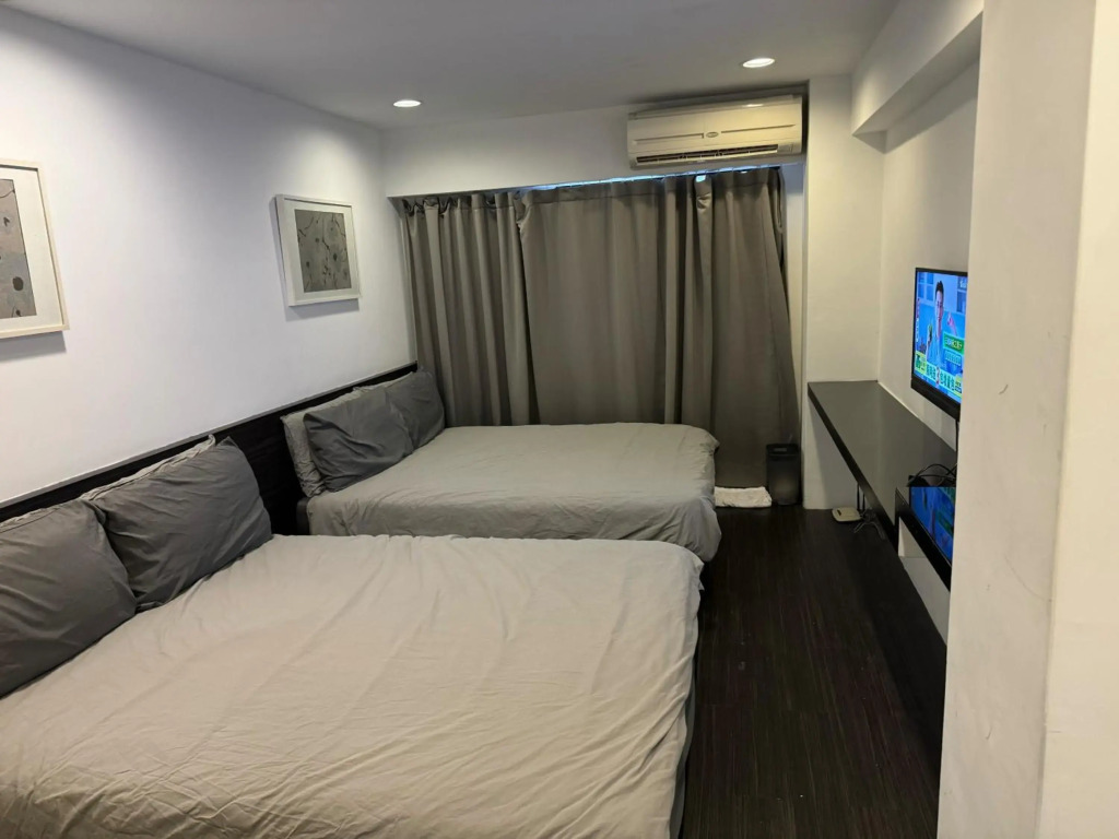 Zhongxiao Dunhua Homestay