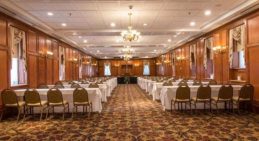 Fort Harrison State Park Inn
