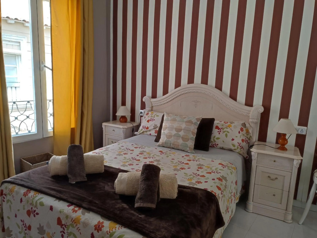 tuGuest Bib Rambla Aparments