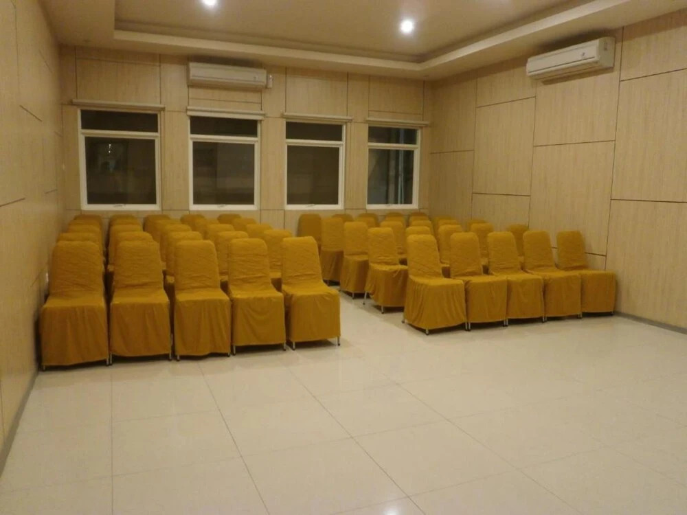 D'Holiday Hotel