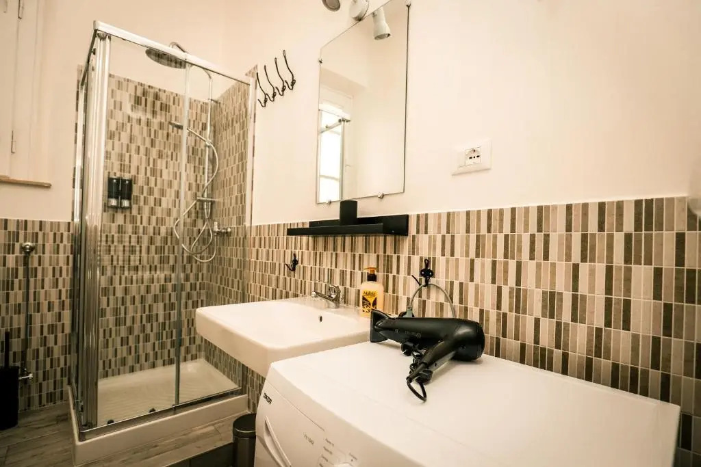 Hostly - Nicole Apartment Pontedera - 2BR in Full Center