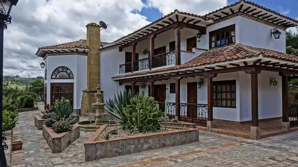 Hotel Bosque de la Villa