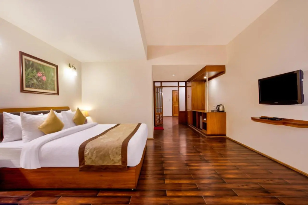 Summit Ttakshang Residency Hotel & Spa 2 Mins Walk to MG Marg
