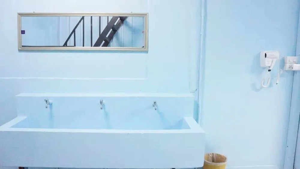 Blue House Hua Lamphong - Hostel