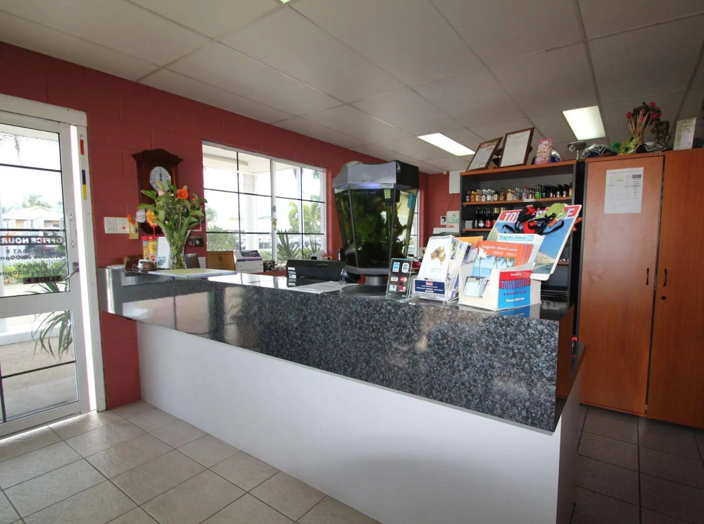 Colonial Rose Motel