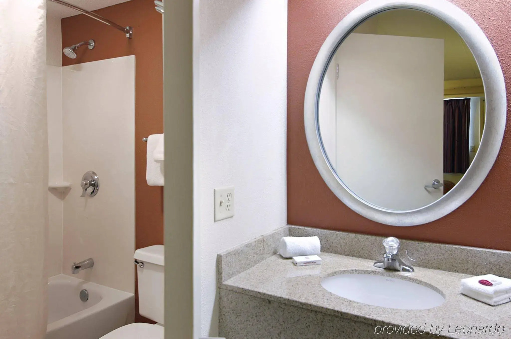 Red Roof Inn Mt Laurel
